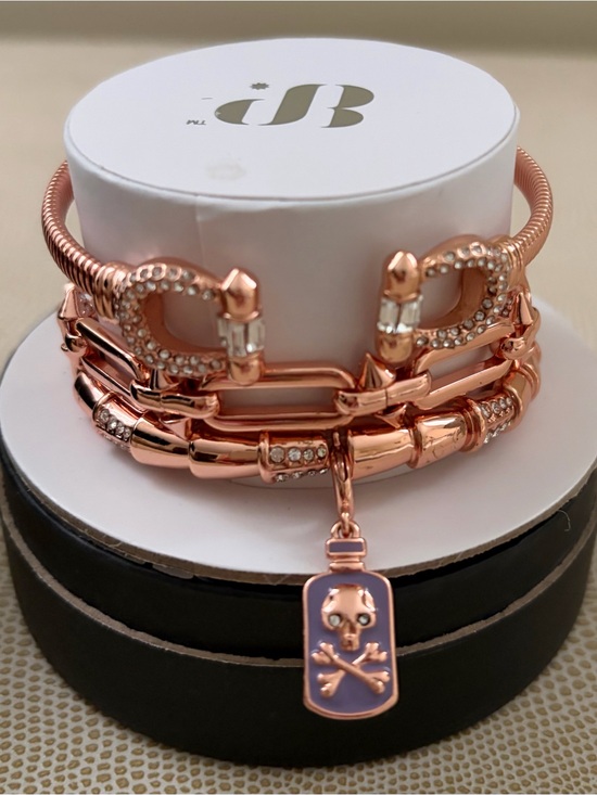 Bomb Party Jewelry - Bomb Party 2025 Halloween Stacks A Grave Glow LIKE NEW WORN ONCE!!!!